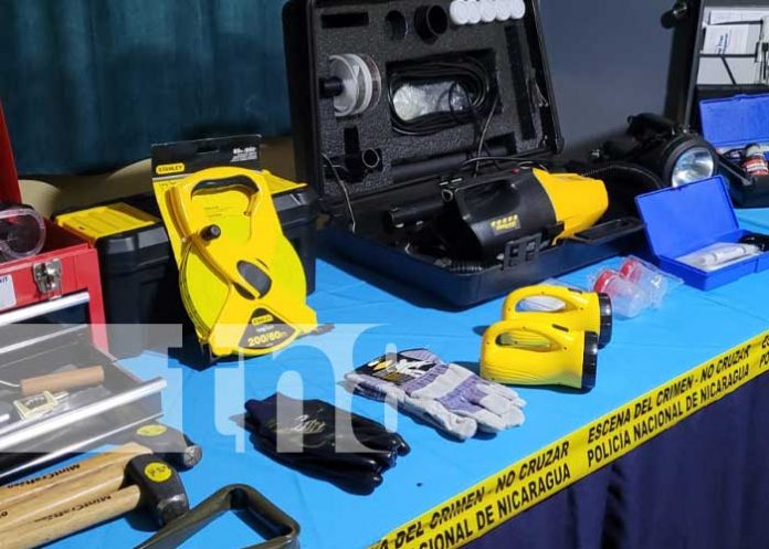 Foto: Granada cuenta con nuevo Laboratorio de Criminalística / TN8