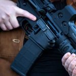 Arrestan a un hombre fuertemente armando en EE.UU. Foto: Arrestan a un hombre armando /cortesía