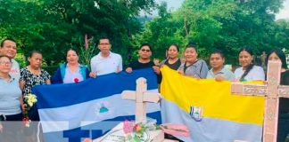 Foto: Docentes realizan conmemoración en honor a los fieles difuntos en Ometepe/Cortesía
