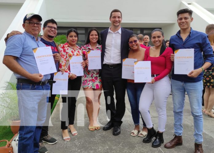 Foto: Culmina con éxito intercambio de experiencias con periodistas de la agencia Sputnik / TN8