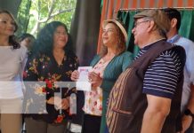 ¡En Managua reconocen la creatividad de negocios creativos, entre ellos el Grupo Guachipilín! Foto: ¡En Managua reconocen la creatividad de negocios creativos, entre ellos el Grupo Guachipilín!/TN8