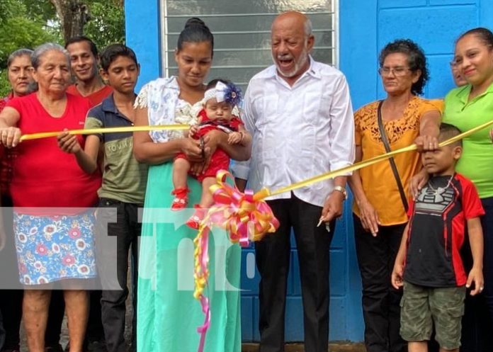 3 Foto: La Navidad llegó para 18 familias de Juigalpa con la entrega de viviendas social / TN8
