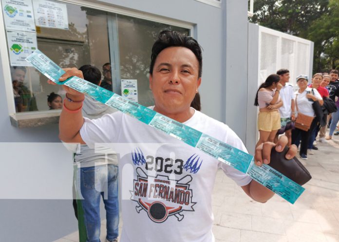 Foto: ¡Casa llena en el Estadio Roberto Clemente, venta de tickets como pan caliente!/TN8