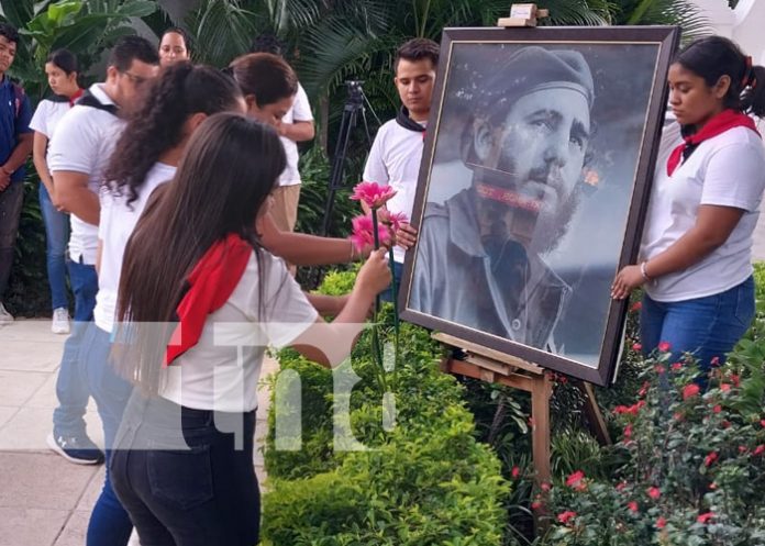 3 Foto: Rinden homenaje al comandante Fidel Castro a siete años de su paso a la inmortalidad / TN8