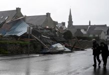 Aumenta a 16 el número de víctimas por la tormenta Ciarán en el norte de Europa