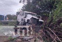 Impacto mortal acaba con la vida de dos carretoneros en carretera nueva a León