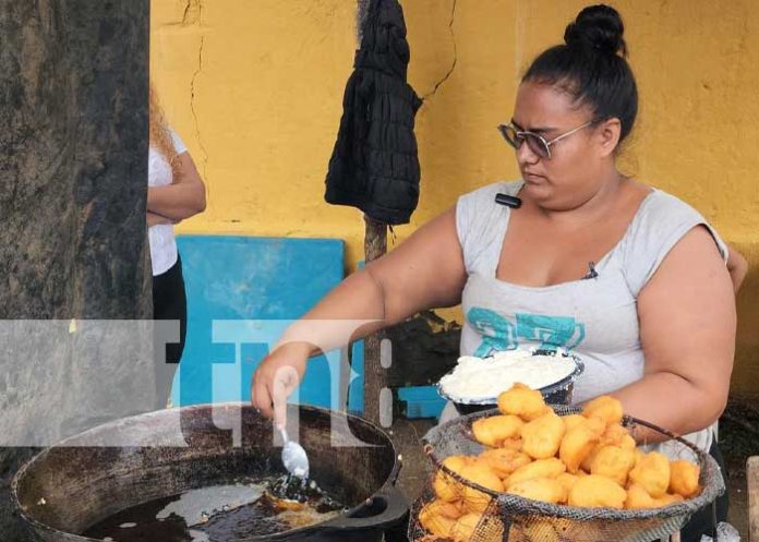4 Fotos: Tradicionales buñuelos y pacos se ofertan en la ciudad de León en honor a los fieles difuntos/Tn8