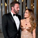 Jennifer Lopez se dirige a una fan de Ben Affleck