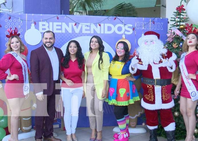 Foto: Claro apertura la Zona de Compras Navideñas / TN8