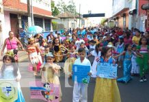 Proceso de matrícula escolar 2024 en Diriamba ha sido espléndido Foto: Carnaval por la matrícula escolar 2024 en Diriamba / TN8