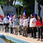 Foto: Ofrenda floral a Carlos Fonseca / TN8