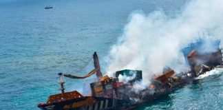 13 desaparecen en Grecia tras hundimiento de barco de carga