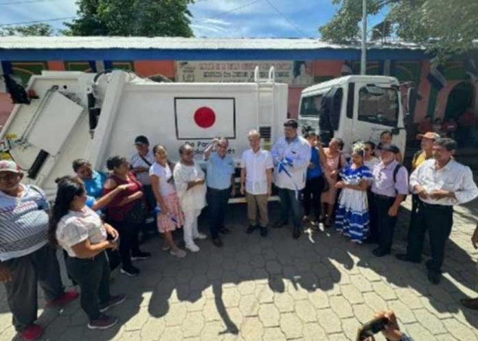 japa-cam-2 Foto: Donación de camión recolector de basura a Somotillo por parte de Japón / TN8
