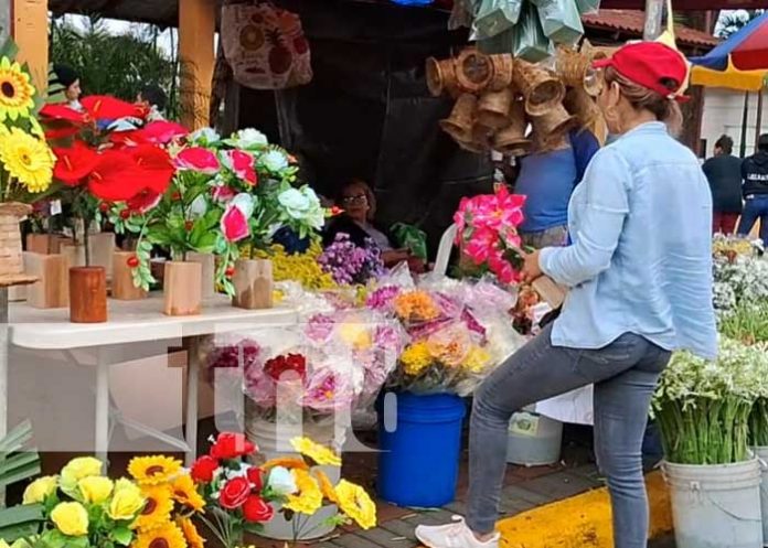Foto: Comercio de flores en Jinotepe / TN8