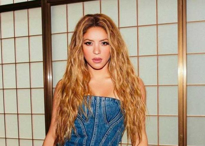 shakira3 Shakira dispuesta a seguir 'facturando' con un documental
