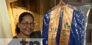 Foto: Munguía Atelier, confección de togas, birretes y más / TN8