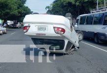 Camino al taller… ¡termina volcado! Accidente en Carretera Managua-Masaya Foto: Vuelco de vehículo en la Carretera a Masaya, jurisdicción Managua / TN8