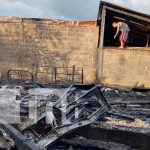 Familia pierde todo en voraz incendio en Chinandega Familia pierde todo en voraz incendio en Chinandega