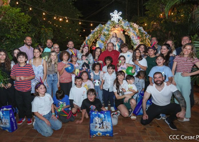 1 Foto: Presidente Ortega y familia celebran con devoción la Inmaculada Concepción de María/