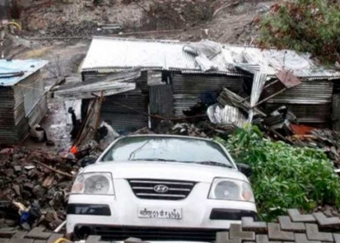 Foto: Al menos siete muertos dejó el derrumbe de un muro en el norte de India /Cortesía