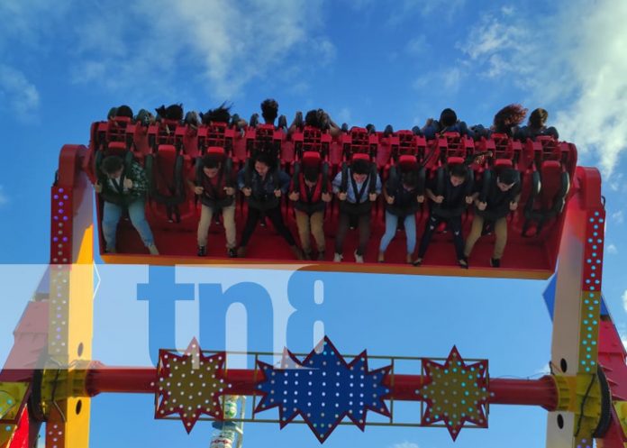 Foto: Aventura y Compras Navideñas en Puerto Salvador Allende / TN8