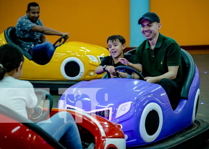 Foto: Exclusiva: Parque La Alegría recibe a más de 7,000 personas en sus primeras horas / TN8