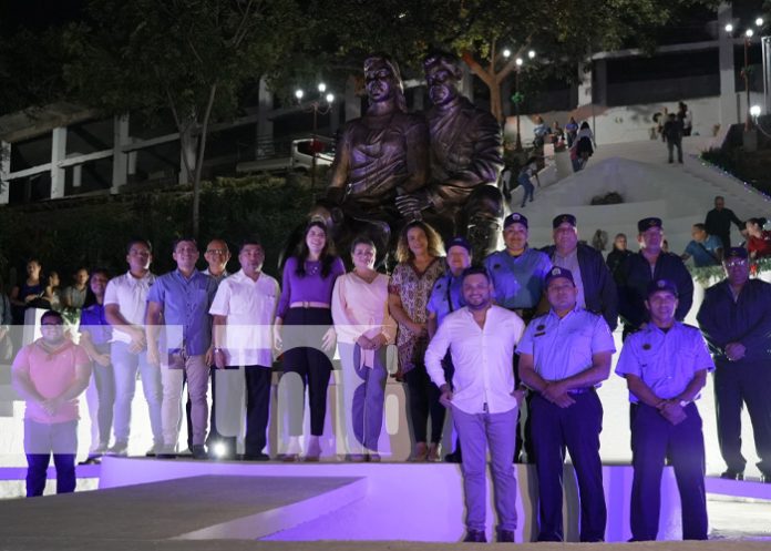 1 Foto: Inauguran monumento en honor al General Sandino y a su esposa Blanca Arauz / TN8
