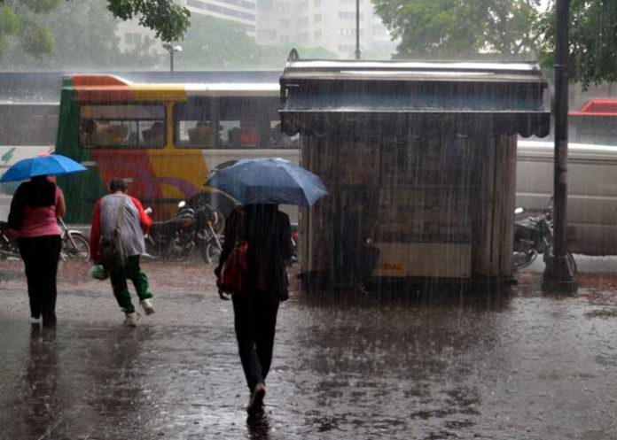 Declaran alerta amarilla en Uruguay por tormentas y lluvias intensas