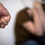 Foto: Haber cobrado unos chocolates le costó tremenda agresión a una joven cajera / TN8