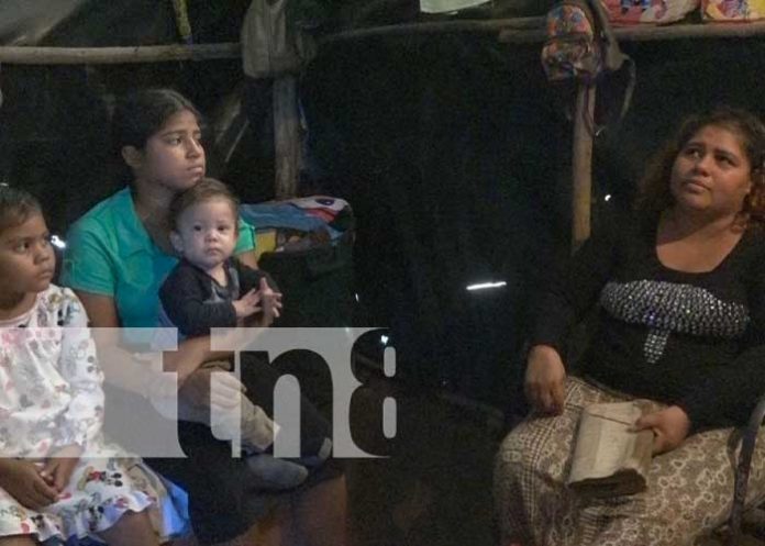 1 Foto: ¡Transformada como el barro! Sobreviviente de terrible accidente brinda testimonio de vida / TN8