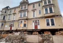 VIDEO: Logran trasladar un edificio histórico canadiense utilizando 700 pastillas de jabón Foto: VIDEO: Logran trasladar un edificio histórico canadiense utilizando 700 pastillas de jabón/Cortesía