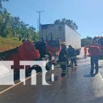 Foto: Conductor de rastra se salva se morir calcinado/Tn8