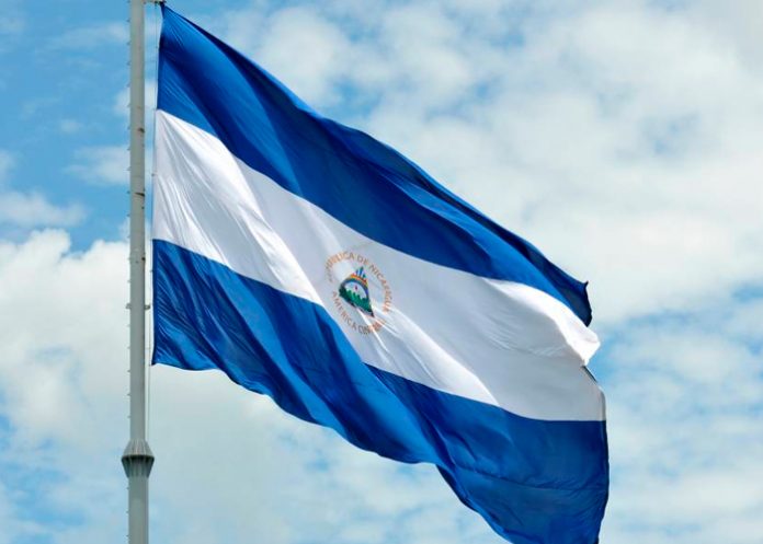 Foto: Policía brinda seguridad en el velatorio y sepelio de la madre del sacerdote Bismarck Antonio Conde Torres, Señora María Antonia Torres / Cortesía