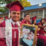 Estudiantes del Instituto Nacional de Occidente culminan con éxito su año escolar Foto: Estudiantes del Instituto Nacional de Occidente culminan con éxito su año escolar / TN8