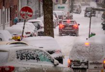 Aeropuerto y transporte paralizado por tormenta de nieve en Alemania
