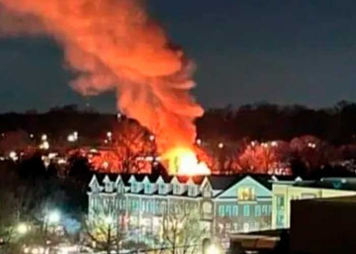 2 Foto: ¡Impactante explosión en EEUU! Video conmociona a usuarios en redes sociales/Cortesía