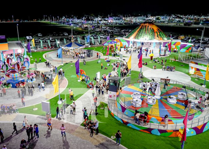 Foto: Exclusiva: Parque La Alegría recibe a más de 7,000 personas en sus primeras horas / TN8