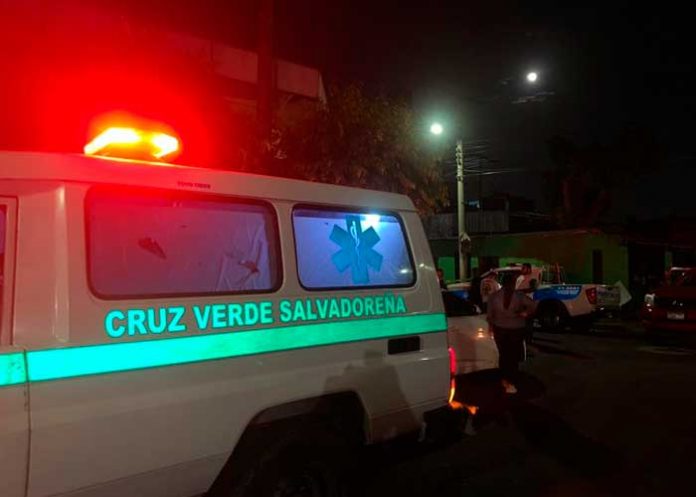 2 Foto: Terrible noche en El Salvador /cortesía