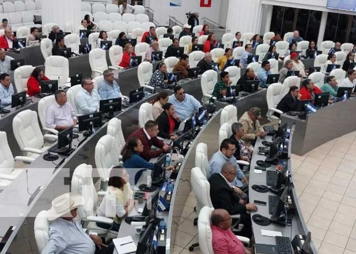 2 Aprueban ley que establece las funciones y estructura del Ministerio del Interior