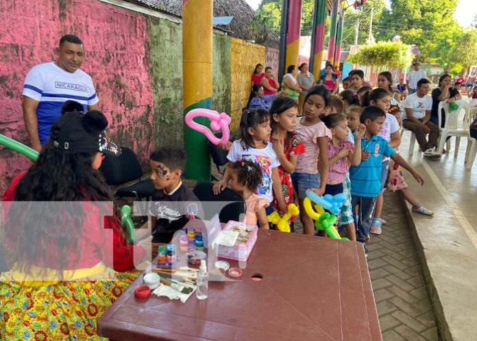 2 Foto: Familias de Chinandega celebran tardes navideñas / TN8