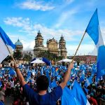 Marcha en Guatemala exige fin a la corrupción y respeto democrático Foto: Multitudinaria marcha en Guatemala /cortesía