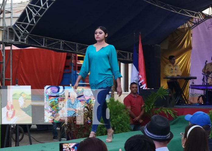 Derroche de talento en Festival Departamental de tradicionales cotonas