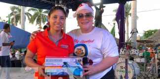 Foto: Tu Nueva Radio Ya celebra mega fiesta navideña en el puerto Salvador Allende / TN8