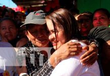 Comerciantes de Masaya afectados por incendio surgen de las cenizas Foto: Comerciantes de Masaya afectados por incendio surgen de las cenizas / TN8