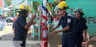 Bomberos inspeccionan tramos de pólvora en el sector del Mercado Mayoreo, Managua