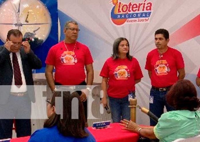 Foto: ¡Billete ganador 21744! Premio mayor de 50 millones de córdobas fue vendido en Chinandega / TN8