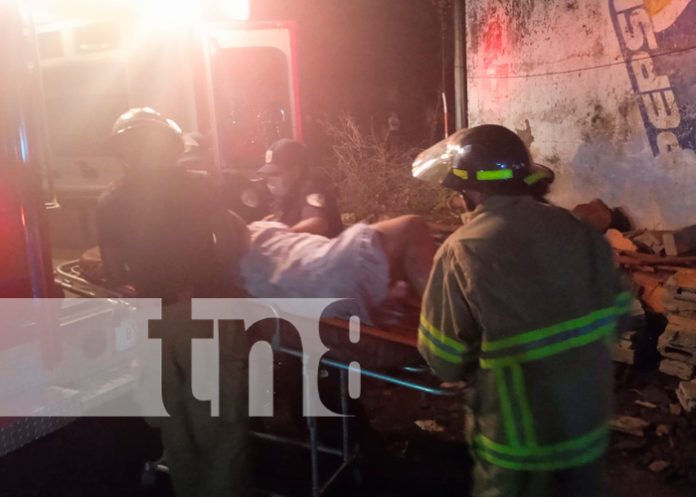 3 Uso incorrecto de fogonero deja dos heridos con quemaduras en Granada