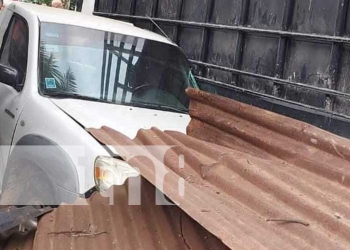 3 Camión colisiona con vivienda tras perder los frenos en El Cuá, Jinotega