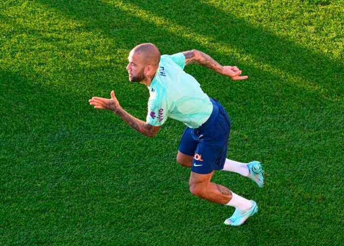 dani, alves, brasil, fútbol, agresión, sexual,