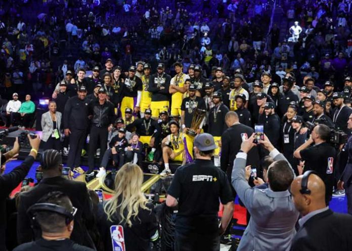 lakers, nba, baloncesto, in season,